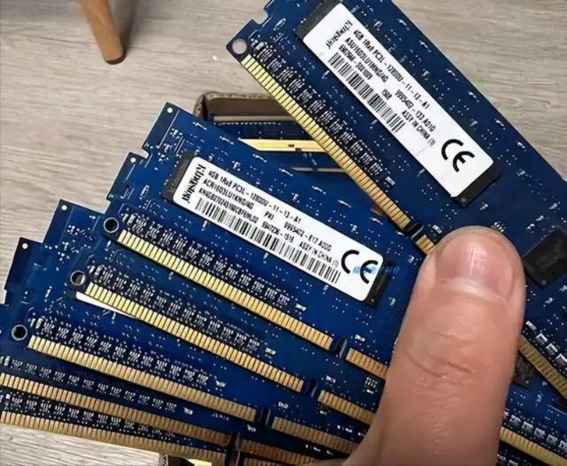 内存条价格暴涨超100%？华颉科技带你深度解析三次内存涨价始末与原因